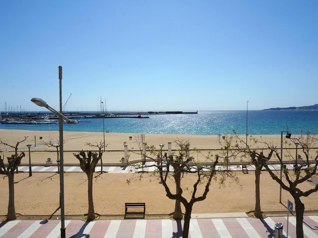 Llevant I Ponent Palamos Exterior photo